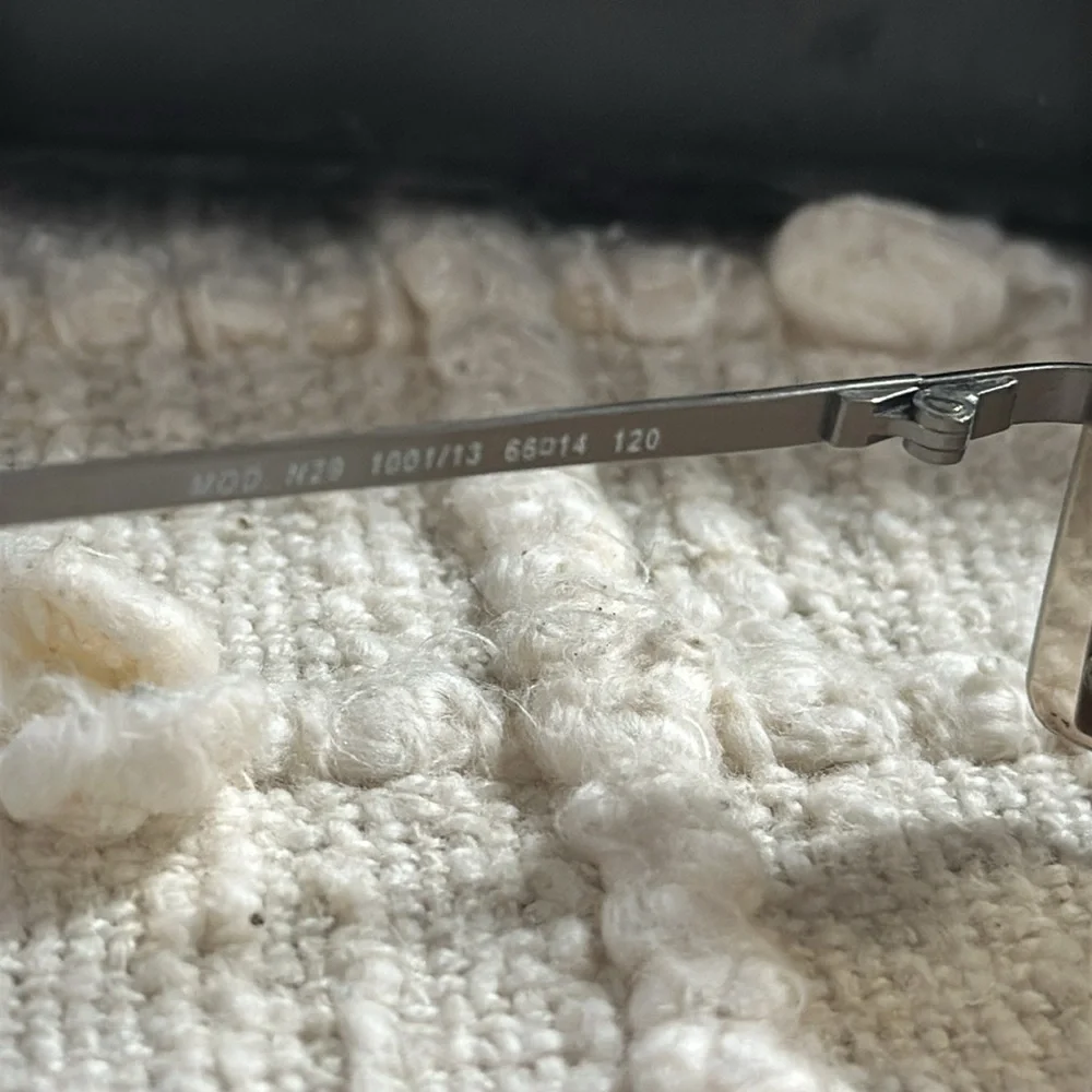 Versace - Picture 4 of 7